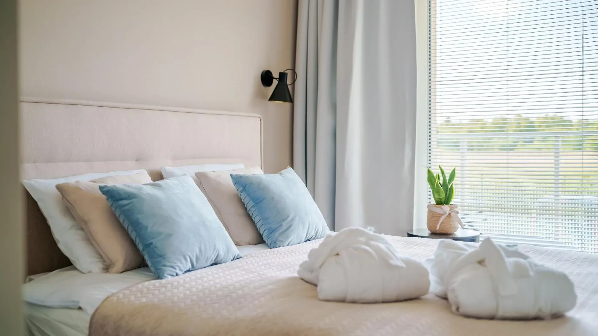 Apartamenty Lighthouse - Polanki Aqua - Kolobrzeg Apartment